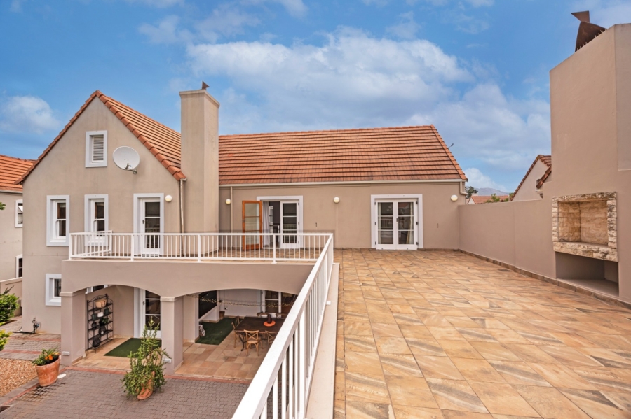 3 Bedroom Property for Sale in Boschenmeer Golf Country Estate Western Cape